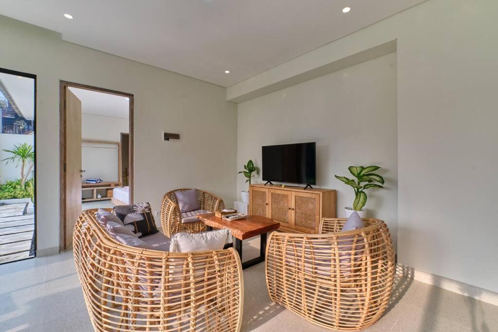 Newly! 3Bdr Modern Villa Close To Ubud Center Екстер'єр фото
