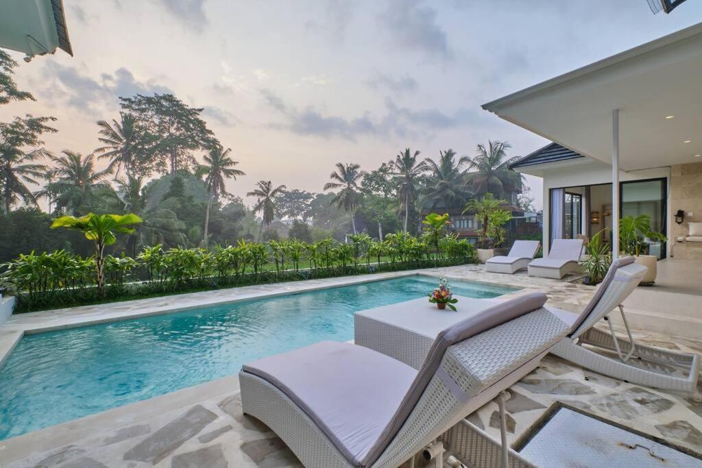 Newly! 3Bdr Modern Villa Close To Ubud Center Екстер'єр фото